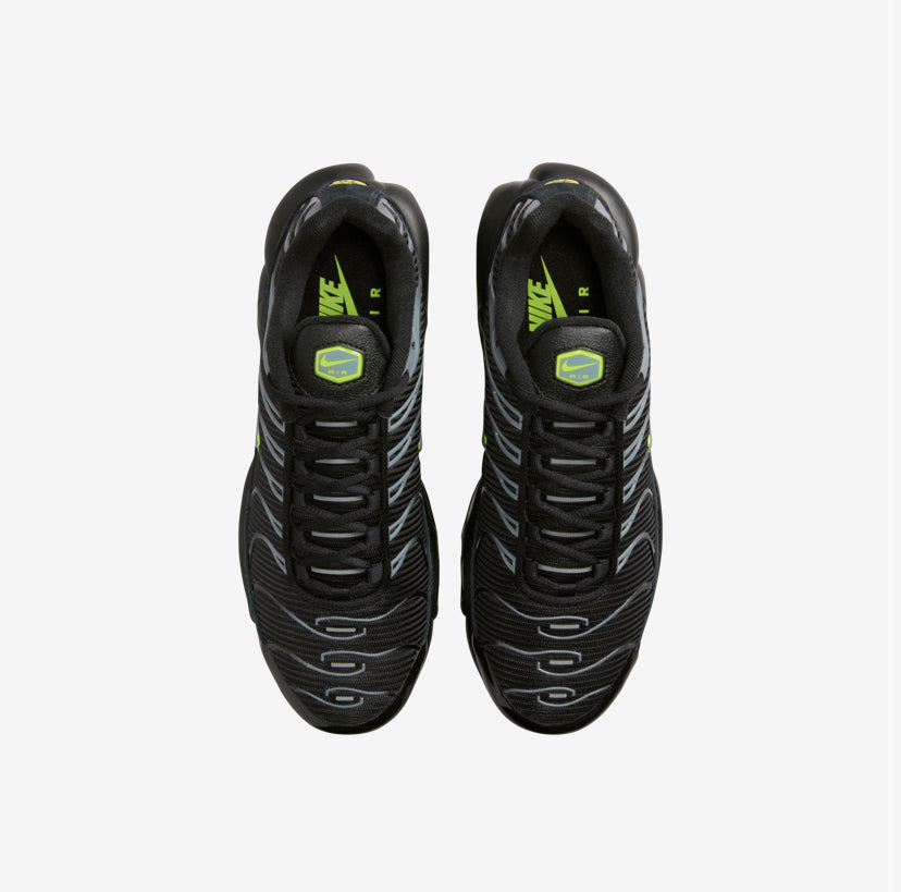 Nike TN Plus Negro y Verde